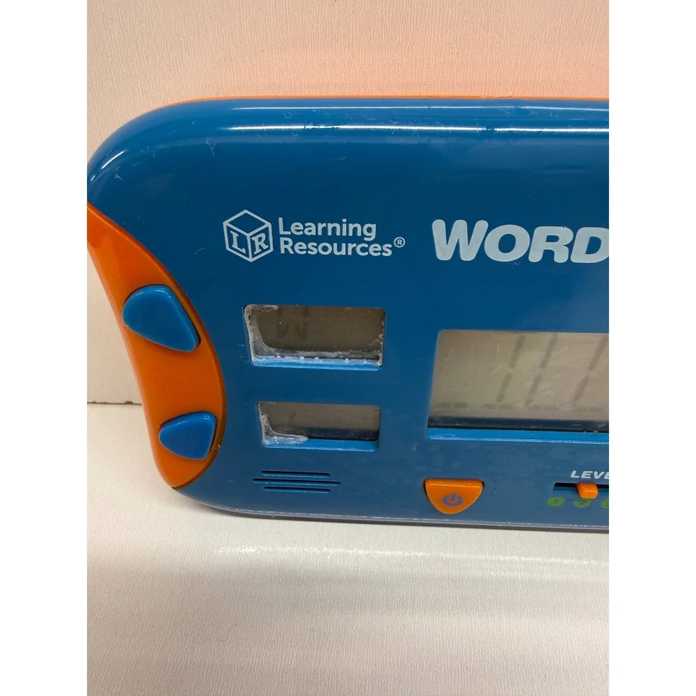 Learning Resources Word Whiz Electronic Flash Card Spelling Game LER8899